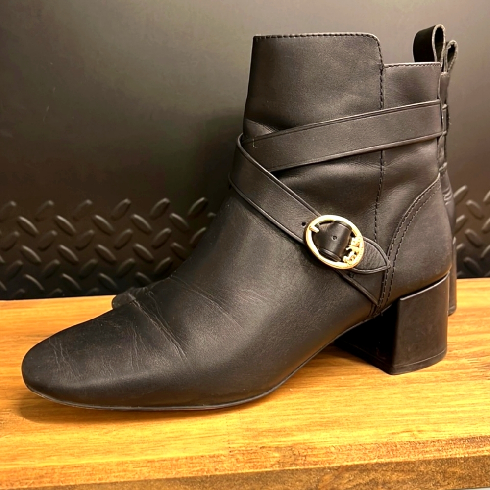 Coach Size 8 Leather Ankle Booties